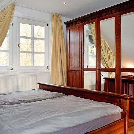 Reetdachfachwerkvilla Am Wiesengrund Берген на Рюген Екстериор снимка